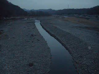 㗬02